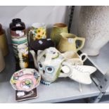 A SELECTION OF W. GERMAN, MALING CELTIC POTTERY AND OTHER POTTERY ITEMS (12)