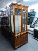 GEORGIAN  STYLE YEWWOOD DISPLAY CABINET, WITH MOULDED AND ARCADED CORNICE, THE UPPER PORTION WITH