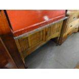 ARTS & CRAFTS INLAID OAK CUPBOARD WASHSTAND, WITH MARBLE TOP AND THE MATCHING CHEST OF TWO SHORT AND