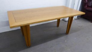 BESPOKE ART DECO STYLE LIGHTWOOD DINING TABLE, RAISED ON FOUR TAPERING LEGS