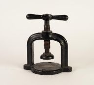 CAST IRON BUSINESS STAMP EMBOSSING PRESS