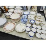 A LARGE COLLECTION OF DINNER AND TEA WARES, TO INCLUDE; A PART 'MAJESTIC' TEA SERVICE, A PART