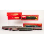 A SMALL SELECTION OF HORNBY PLASTIC 'OO' GAUGE MODEL RAIL, 10 items in total to include; boxed