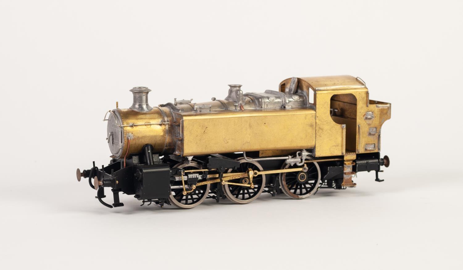 D.A. MODEL ENGINEERING KIT BUILT 'O' GAUGE MODEL OF A 1500 CLASS 0-6-0 PANNIER TANK LOCOMOTIVE (