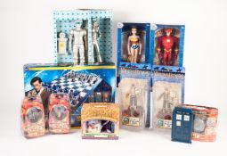 SELECTION OF DOCTOR WHO RELATED COLLECTORS ITEMS with board game, Animated Chess, circa 1996,
