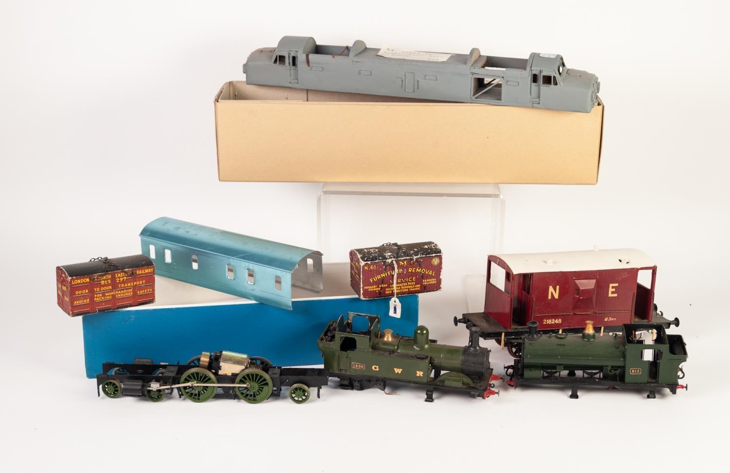 GLADIATOR MODELS 'O' GAUGE KIT FOR AN L.M.S. 'STOVE' SIX WHEEL FULL BRAKE COACH, with pre-formed