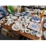 FOUR NINETEENTH CENTURY PIECES OF WEDGWOOD PALE DIPPED JASPERWARE SPRIGGED IN WHITE WITH CLASSICAL