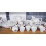ROYAL DOULTON CHINA TUMBLING LEAVES PATTERN DINNER AND COFFEE SERVICE FOR 6 PERSONS, 27 PIECES