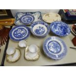 SPODE ITALIAN BLUE AND WHTIE DINNER WARES, APPROX 8 PIECES, OTHER BLUE AND WHITE WARES VARIOUS, BLUE