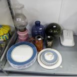 OIL LAMP AND GLASS SHADE, WITH PINK OPAQUE GLASS BASE, SIX WEDGWOOD DINNER PLATES AND SUNDRY ITEMS