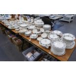 EXTENSIVE COPELAND SPODE ?FRASCATI? PATTERN POTTERY DINNER SERVICE, comprising: 10 dinner plates 6