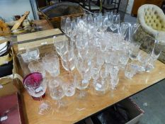 BOXED 'REIDEL' SET OF 11 DRINKING GLASSES, 13 LARGE WINE GLASSES, SOME REIDEL AND OTHERS, SIGNED,