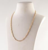 ITALIAN 9K GOLD TWISTED CHAIN NECKLACE, 18in (46cm) long, 2.5 gms