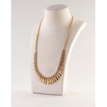 9ct GOLD FANCY LIONK CHAIN NECKLACE with graduated fringe pattern front, 17 3/4in (45cm) long, 11.