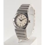 LADY?S OMEGA CONSTELLATION STAINLESS STEEL BRACELET WATCH, with quartz movement, the round dial with