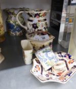 THREE MASON?S IRONSTONE CHINA ?MANDARIN? PATTERN ITEMS, VIZ A JUG, 6? HIGH; A HEXAGONAL BOX AND