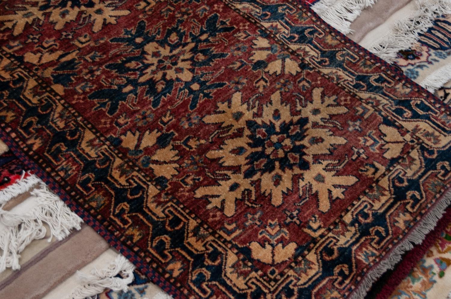 SHIRAZ PERSIAN RUNNER with eight splash pattern medallions in blue and fawn on a wine red and floral - Image 2 of 2