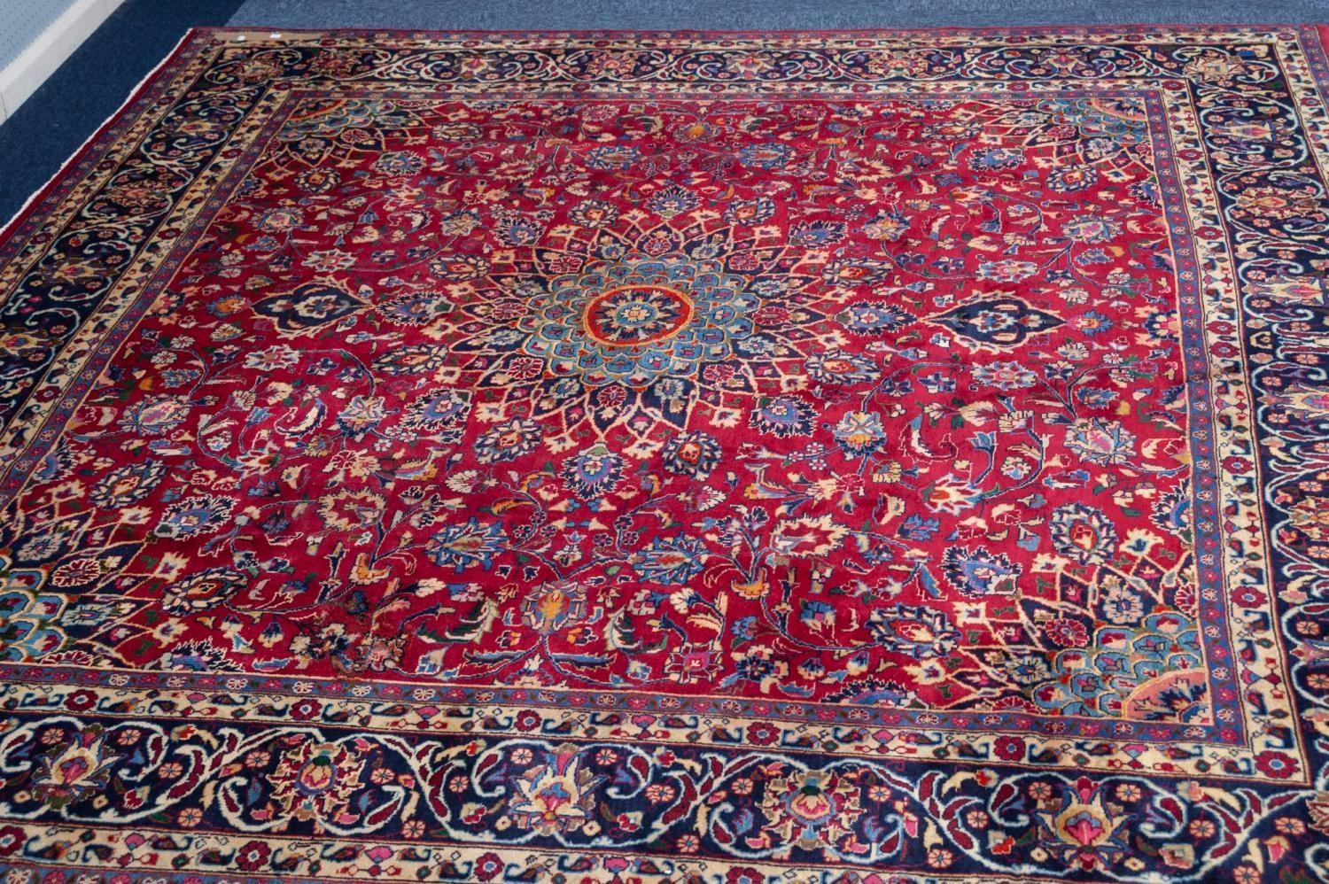 MESHED PERSIAN CARPET with floral and petal shaped circular centre medallion with pendants and - Image 5 of 5