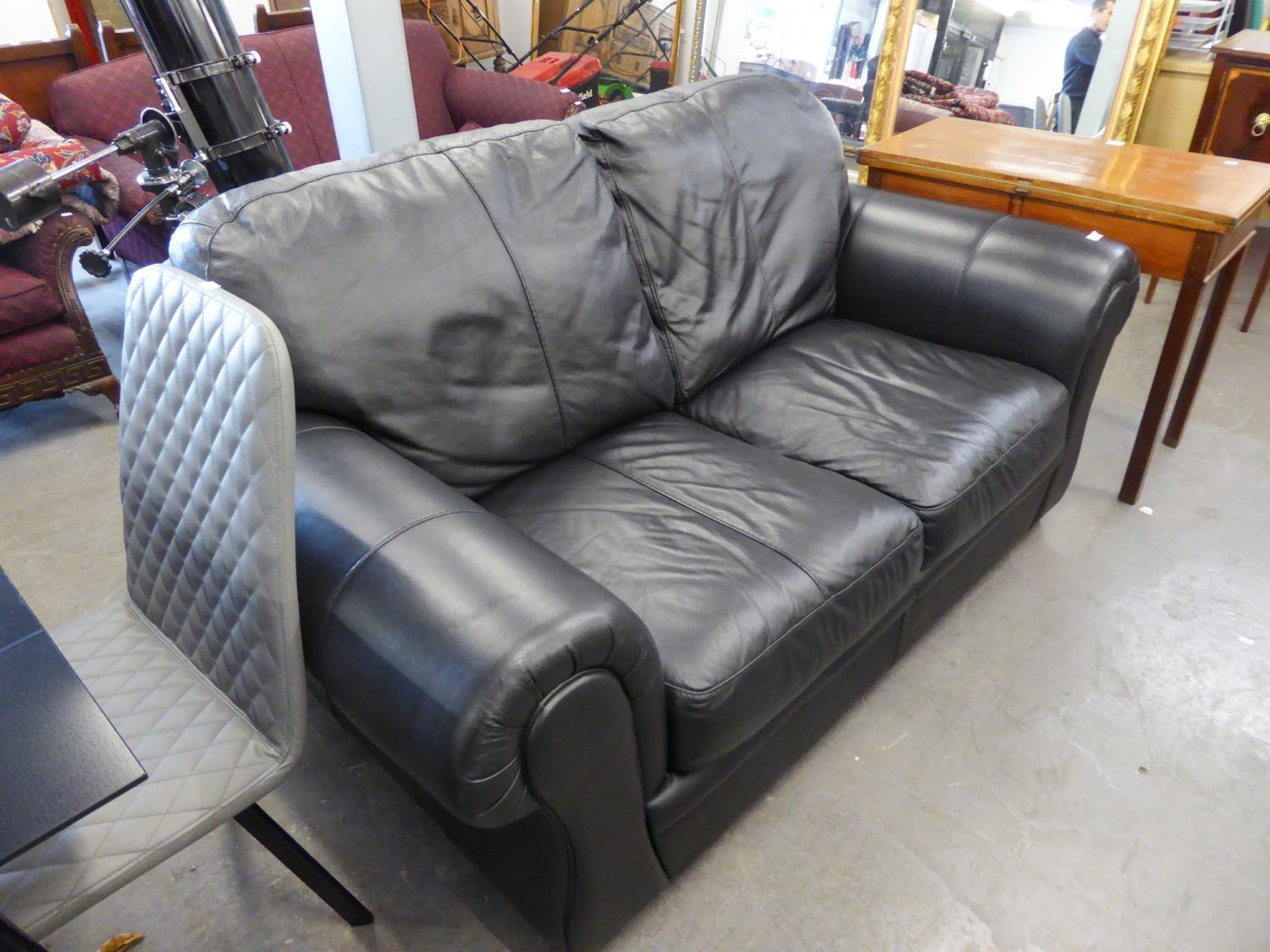 GOOD QUALITY LARGE BLACK LEATHER TWO SEATER SETTEE ON FEET