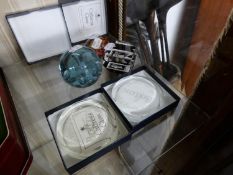 TWO BOXED CAITHNESS PAPERWEIGHTS, A PENNY BLACK PAPERWEIGHT AND TWO OTHERS (5)