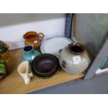 STUDIO POTTERY VASE, JUGS, BOWLS 'JAMMIE DODGERS' CUP AND BLUE AND WHITE PLATE