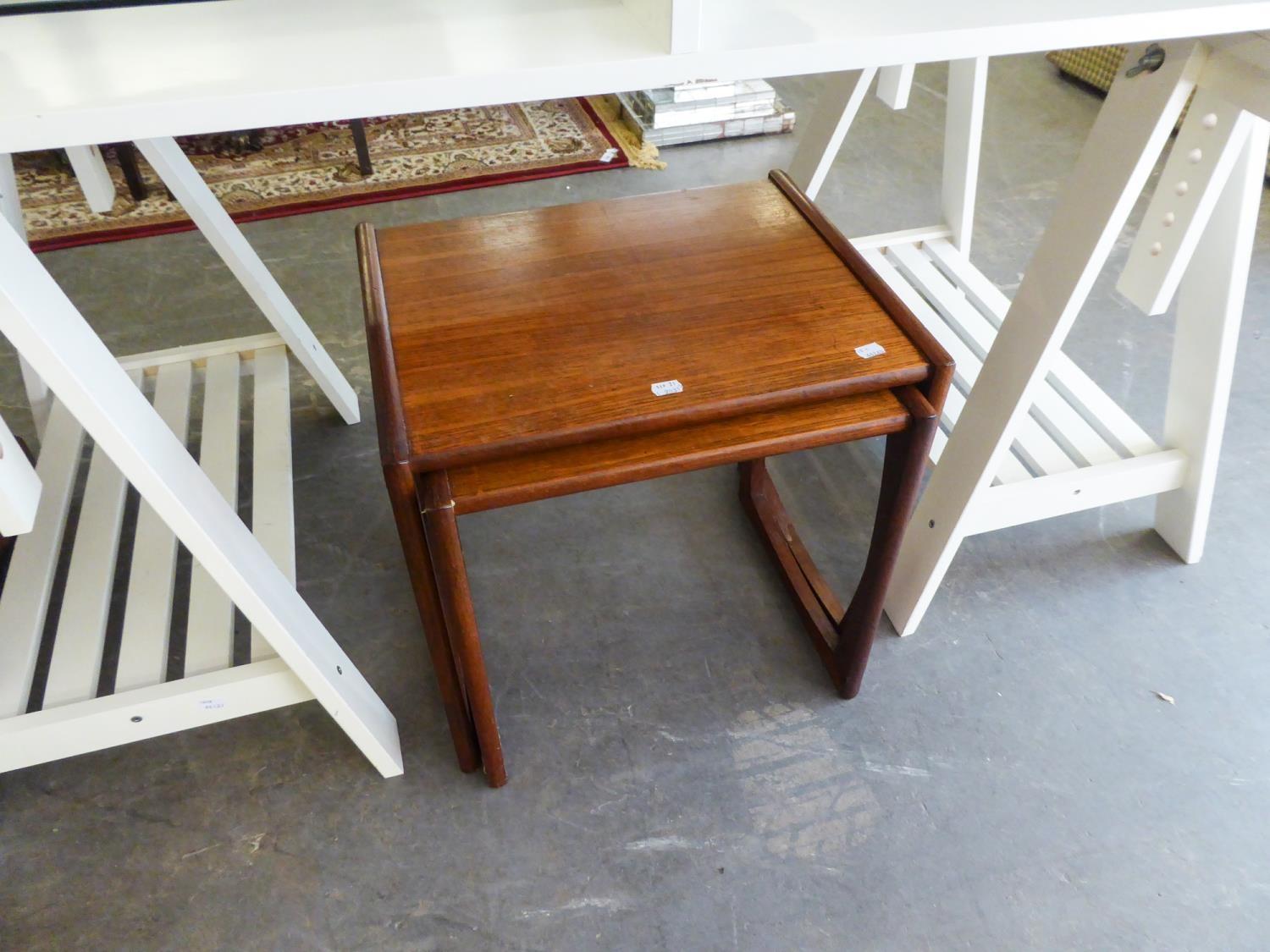 A LARGE OBLONG MAHOGANY COFFEE TABLE WITH QUADRANT CORNERS, ON POST SUPPORTS, 5? X 2?2? , WITH PLATE - Image 2 of 2