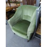 * AN EDWARDIAN GOOD QUALITY TUB CHAIR, COVERED IN GREEN FABRIC