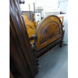 A GOOD QUALITY MAHOGANY BEDSTEAD, THE HEADBOARD HAVING ARCH TOP AND SCROLL DECORATION, WITH SMALL