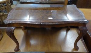 A MODERN BURR WALNUTWOOD OBLONG COFFEE TABLEAND AN OCCASIONAL TABLE/PLANT STAND (2)