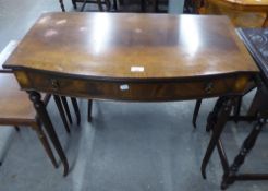 GEORGIAN STYLE INLAID MAHOGANY BOW FRONTED SMALL WRITING TABLE WITH ONE LONG DRAWER, WITH BRASS RING