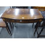 GEORGIAN STYLE INLAID MAHOGANY BOW FRONTED SMALL WRITING TABLE WITH ONE LONG DRAWER, WITH BRASS RING