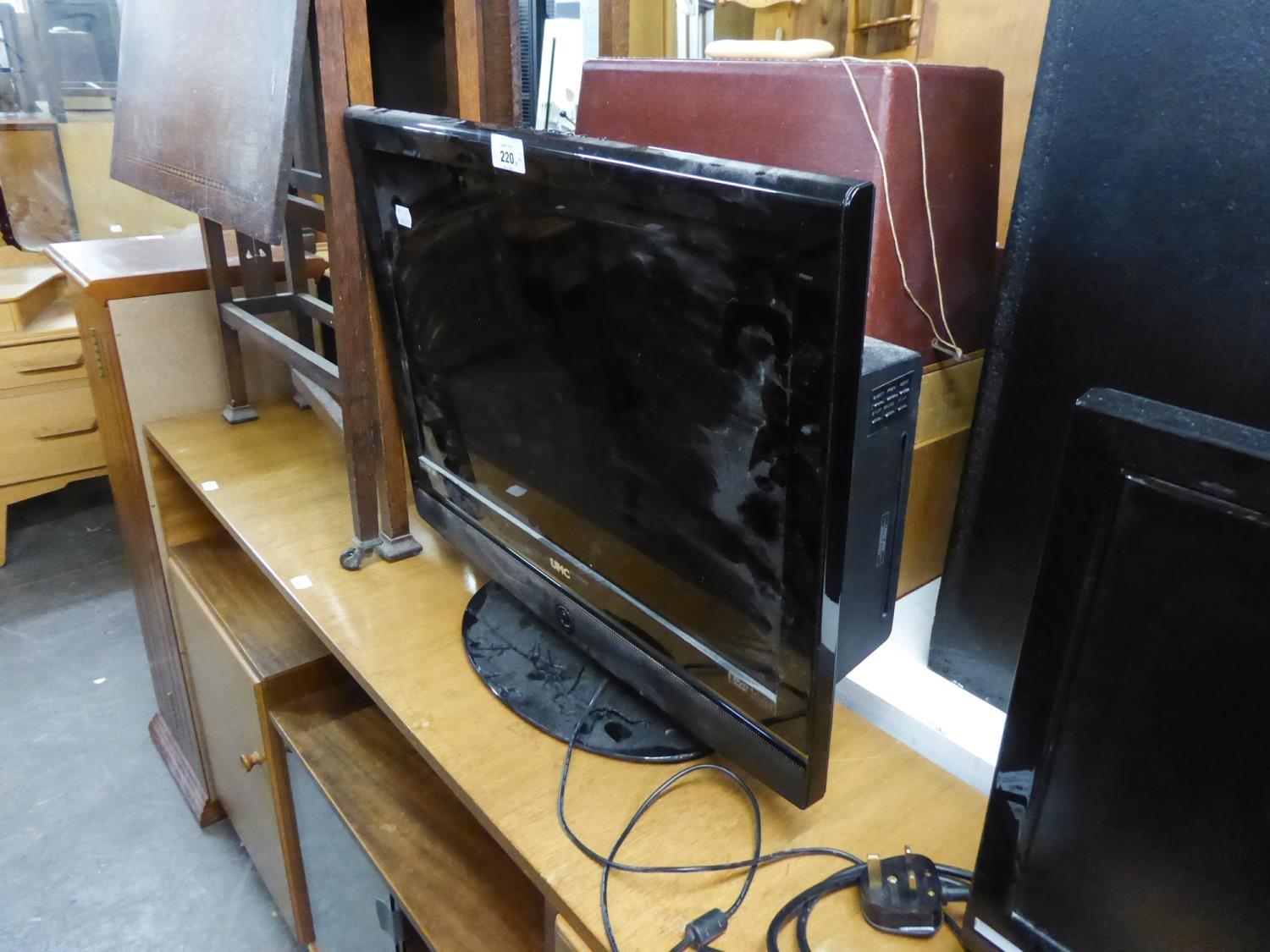 UMC FLAT SCREEN TELEVISION AND DVD PLAYER COMBINED, 22?