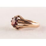 9ct GOLD RING claw set with a round garnet, 2.5 gms, ring size K/L, Birmingham 1979