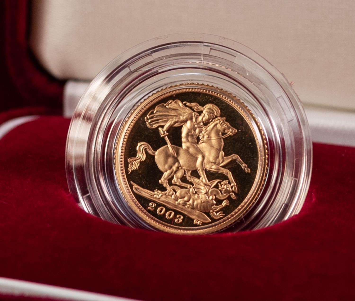 ROYAL MINT CASED AND ENCAPSULATED ELIZABETH II LIMITED EDITION GOLD PROOF HALF SOVEREIGN 2003 ( - Image 2 of 3