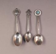 GOLF PRIZE SILVER TEASPOON with embossed top, together with a MASONIC SILVER TEASPOON with enamelled