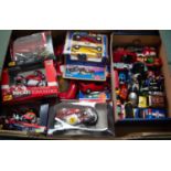 SELECTION OF BOXED AND UNBOXED DIE CAST TOY VEHICLES, includes six Maisto and other 1:18 scale boxed