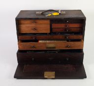 SMALL EIGHT DRAWER WOODEN CABINET AND FRONT COVER CONTAINING A SELECTION OF ENGINEER'S PRECISION