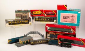SELECTION OF HORNBY RAILWAYS AND OTHER MAKERS 'OO' MODEL RAIL, boxed items include; Hornby