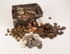 LARGE SELECTION OF VICTORIAN AND LATER PRE-DECIMAL COINAGE, mainly copper includes; 104 three