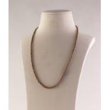 9ct GOLD BELCHER CHAIN NECKLACE, 19in (48cm) long, 4.7 gms