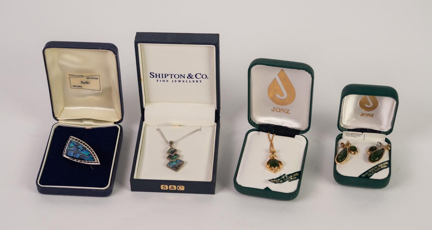 JONZ, NEW ZEALAND, 22ct GOLD PLATED FINE CHAIN NECKLACE and PENDANT set with green stone nephrite