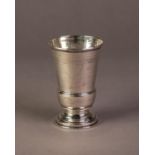 RUSSIAN ENGINE TURNED SILVER COLOURED METAL (.84 STANDARD) THISTLE SHAPED BEAKER, 4? (10.2cm)