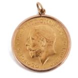 A George V full sovereign pendant