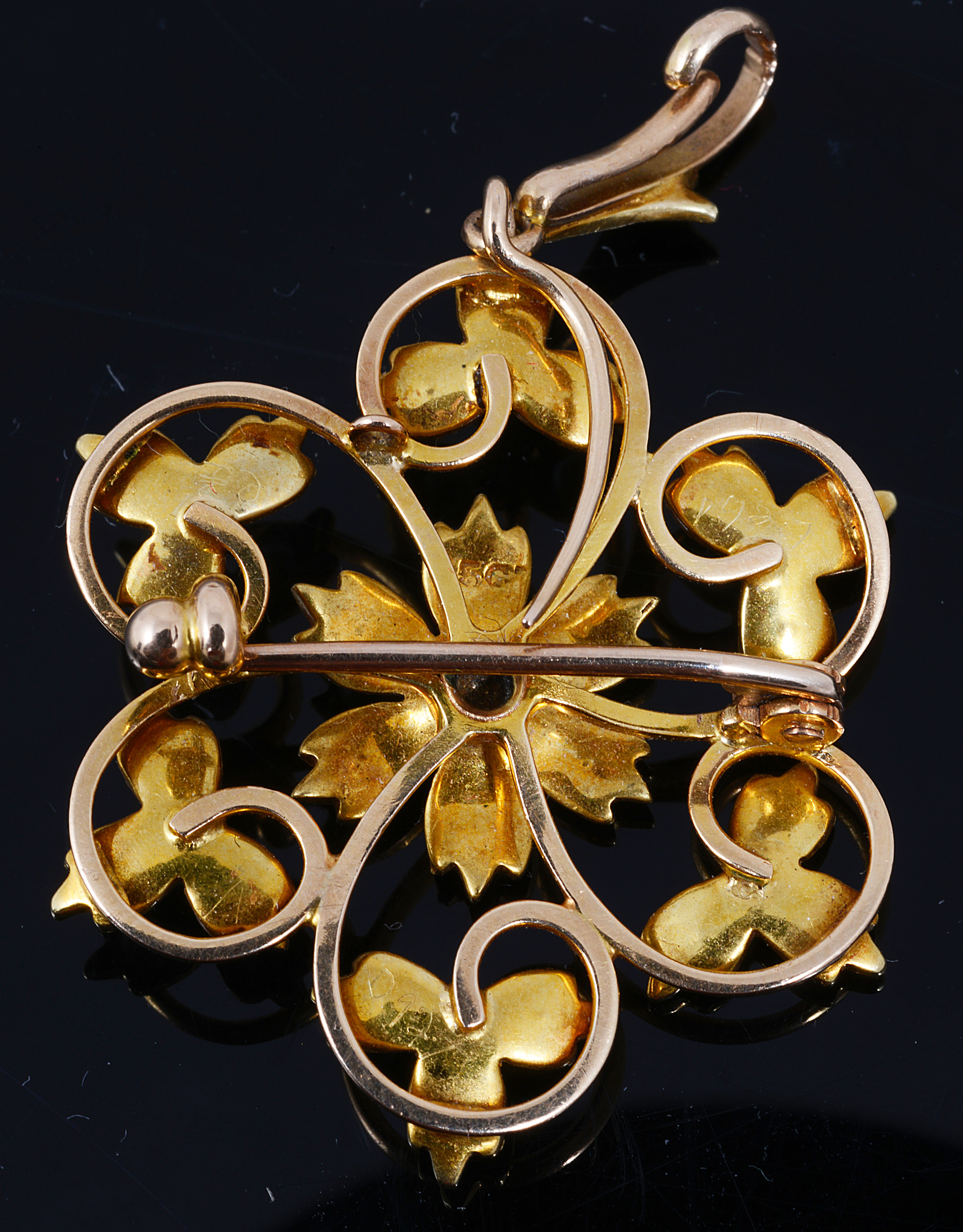 A delicate Edwardian 15ct gold and seed pearl pendant brooch - Image 2 of 2