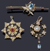An Edwardian seed pearl and aquamarine drop pendant