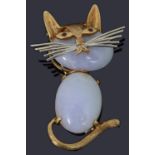 An amusing Continental jade set cat brooch, circa 1960