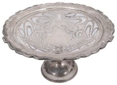 An Edward VII Art Nouveau design silver tazza