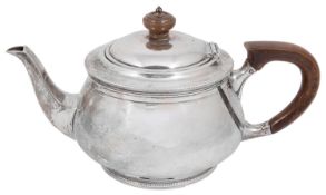 A George V silver teapot