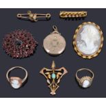 A collection of attractive Victorian and later jewellery