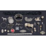 A collection of decorative silver and marcasite jewellery